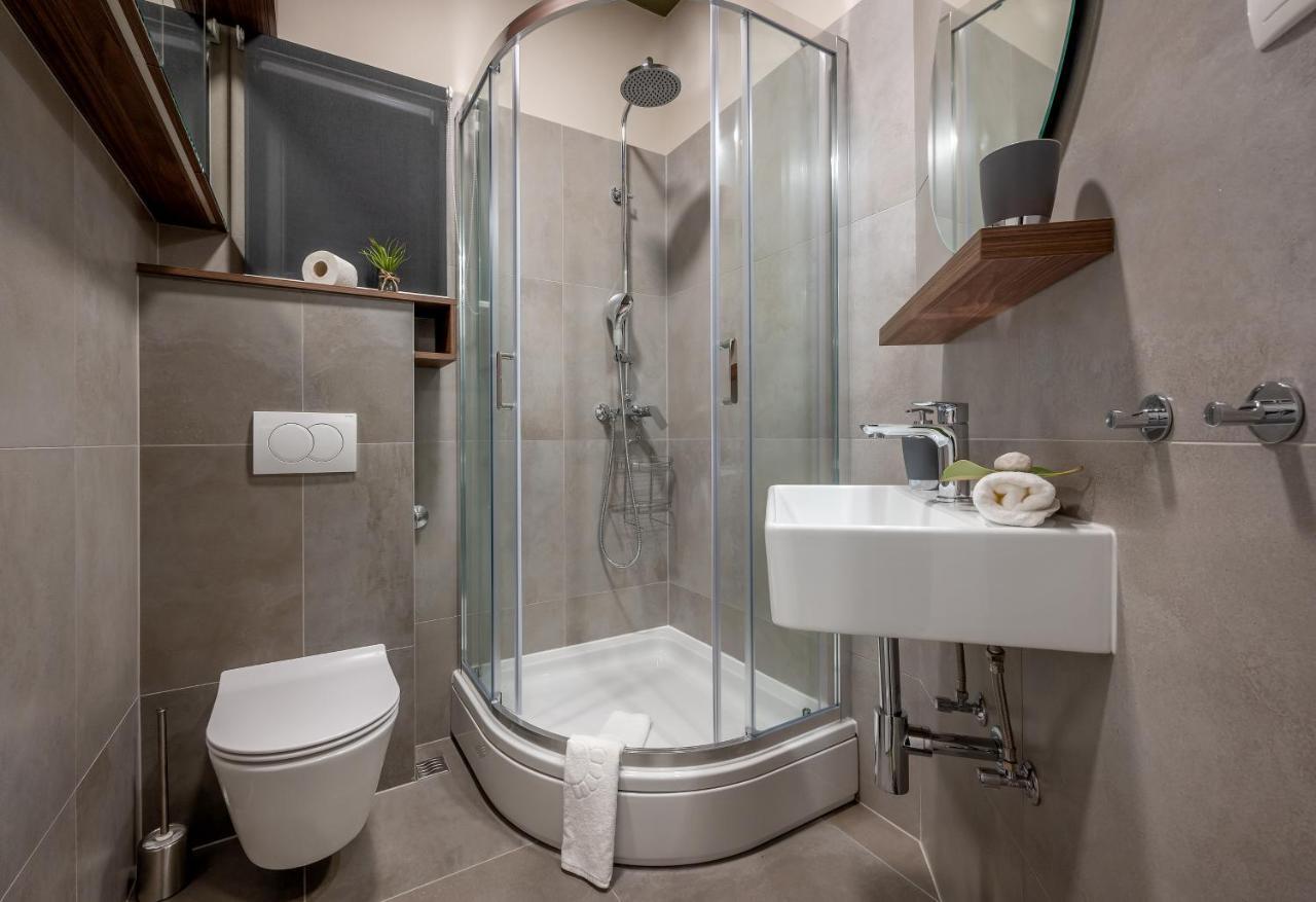Green, Deluxe Two Bedroom Suite Сплит Екстериор снимка