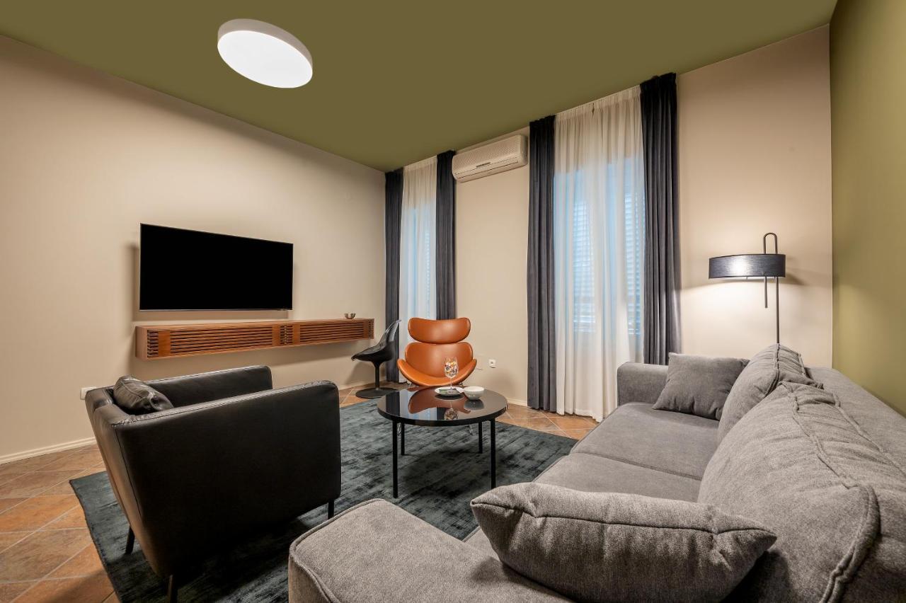 Green, Deluxe Two Bedroom Suite Сплит Екстериор снимка