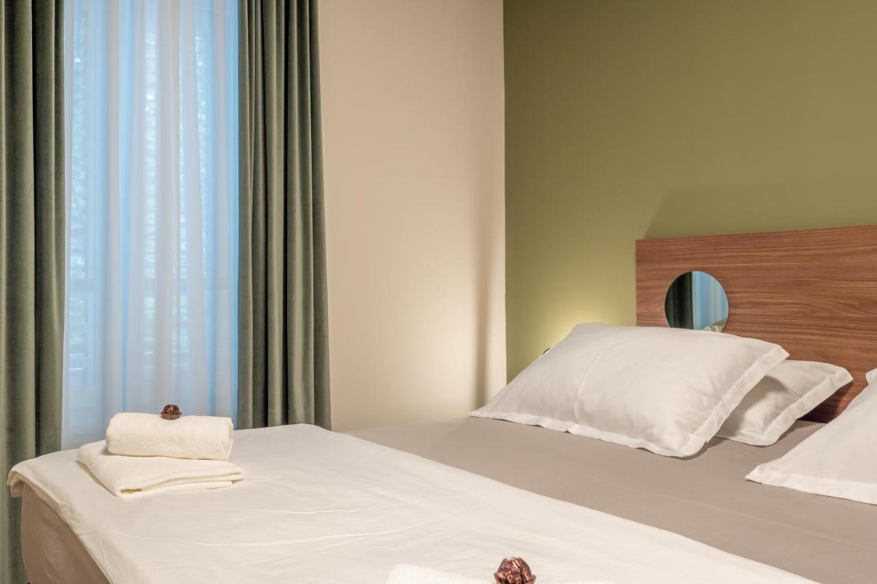 Green, Deluxe Two Bedroom Suite Сплит Екстериор снимка