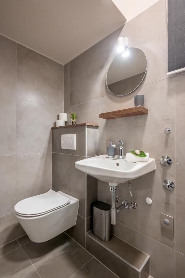 Green, Deluxe Two Bedroom Suite Сплит Екстериор снимка